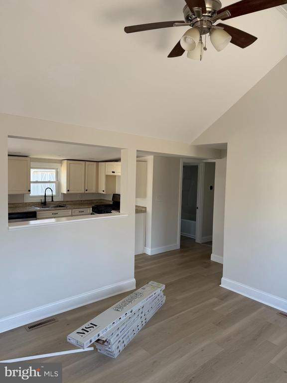 Foto del edificio - 1446 12th Ave