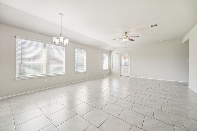 Foto del edificio - 23618 Bluewood Trace
