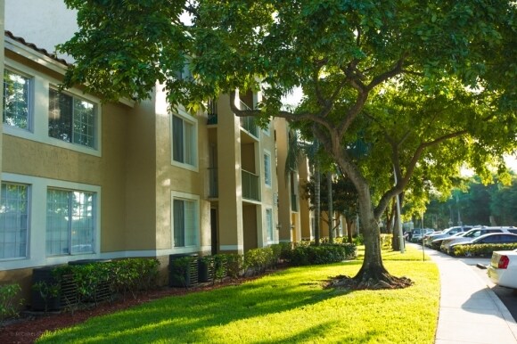 Foto del edificio - 1010 SW 46th Ave