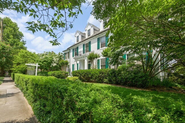 Foto del edificio - GORGEOUS HISTORIC KALORAMA 6 Bedroom/ 5.5 ...