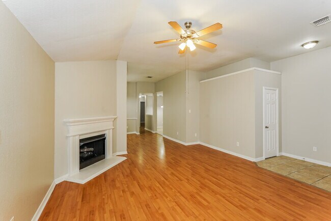 Foto del edificio - 1601 Prescott Dr