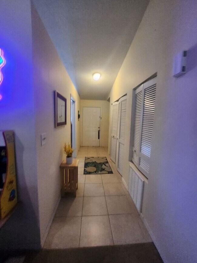 Foto del edificio - 2824 Coleman Ct