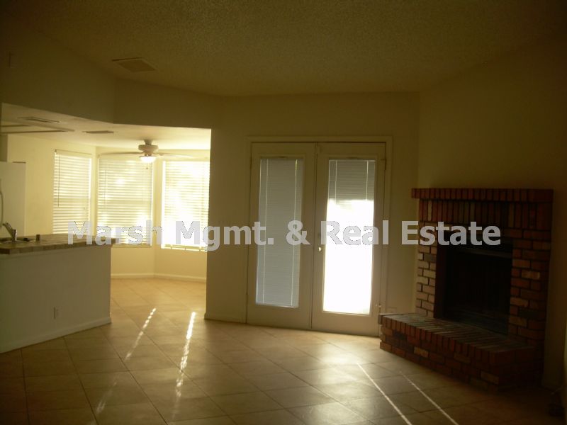 Building Photo - 6534 S Marilyn Ann Dr