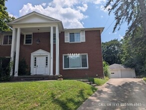 Building Photo - 8983 Highland Dr