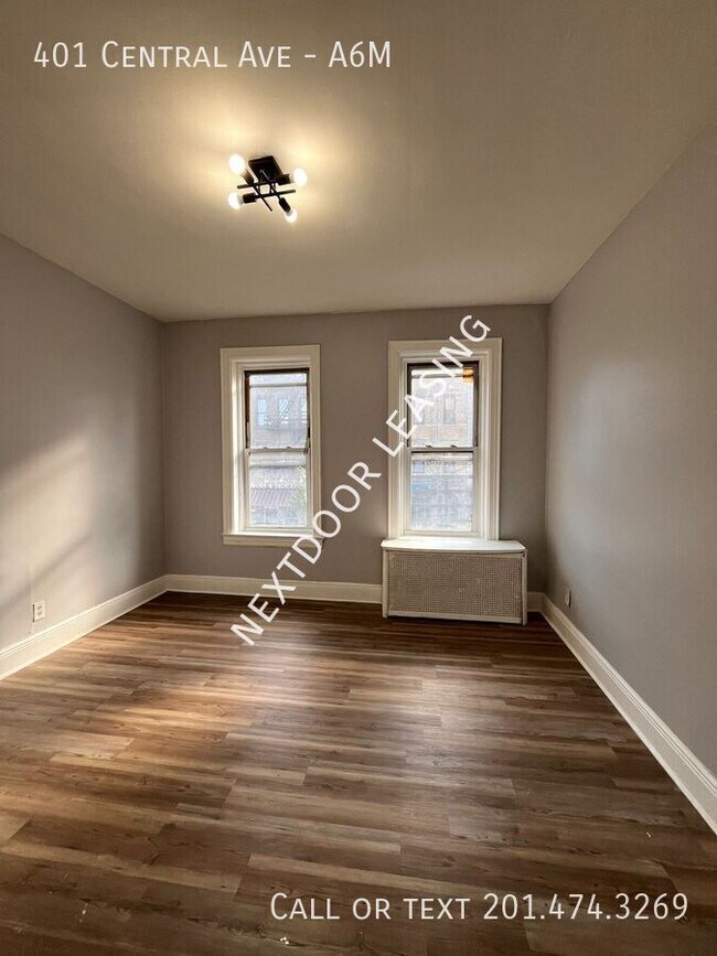 Foto del edificio - 401 Central Ave