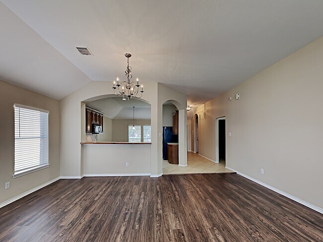 Foto del edificio - 16219 Lavender Creek