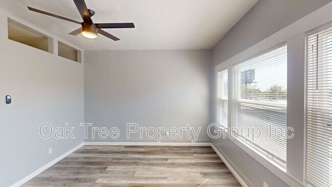 Foto del edificio - 2044-2046 International Blvd