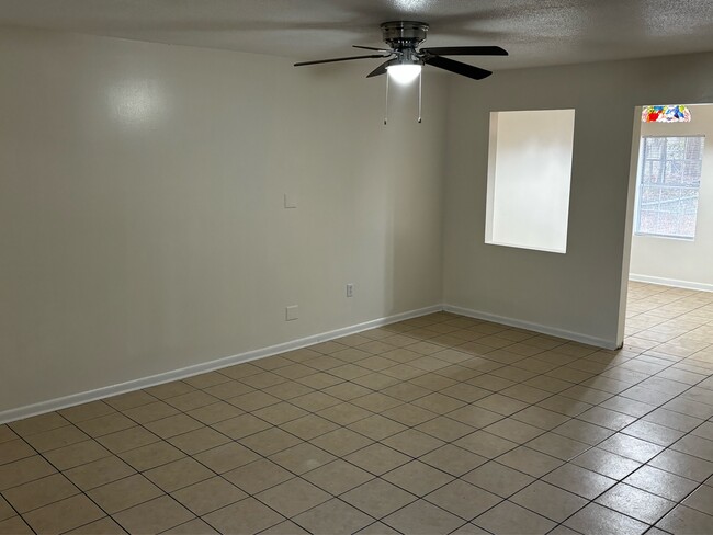 Building Photo - 179 Cherokee Cir