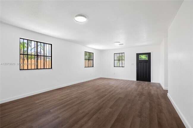 Building Photo - 10204 SW 173rd St