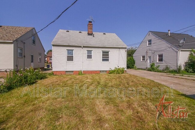 Building Photo - 4661 W 146th St