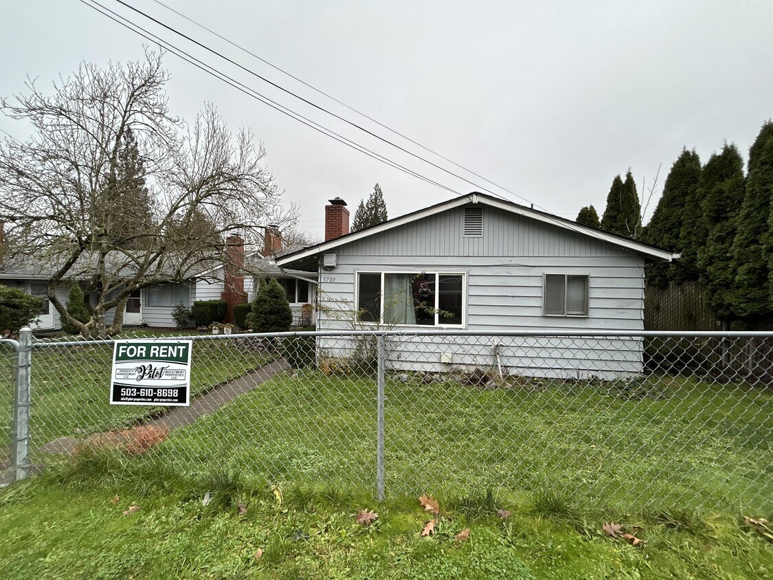 3709 M St, Vancouver, WA 98663 Townhome Rentals in Vancouver WA