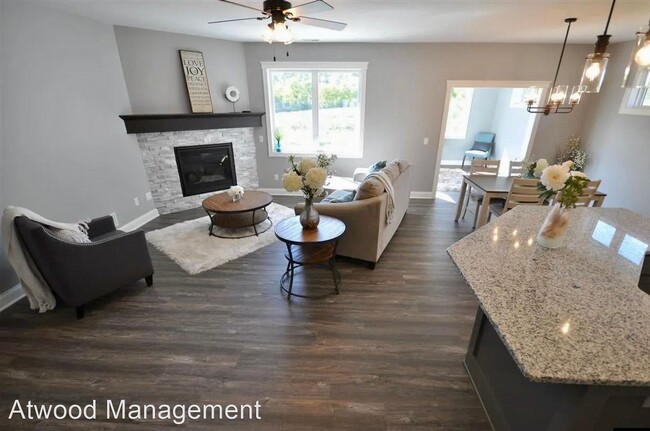 Building Photo - 3 br, 3 bath House - 108 Dancing Waters Ci...
