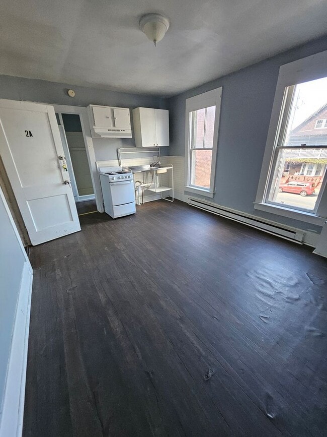 Building Photo - 227 W 18th St Building Photo - 227 W 18th St