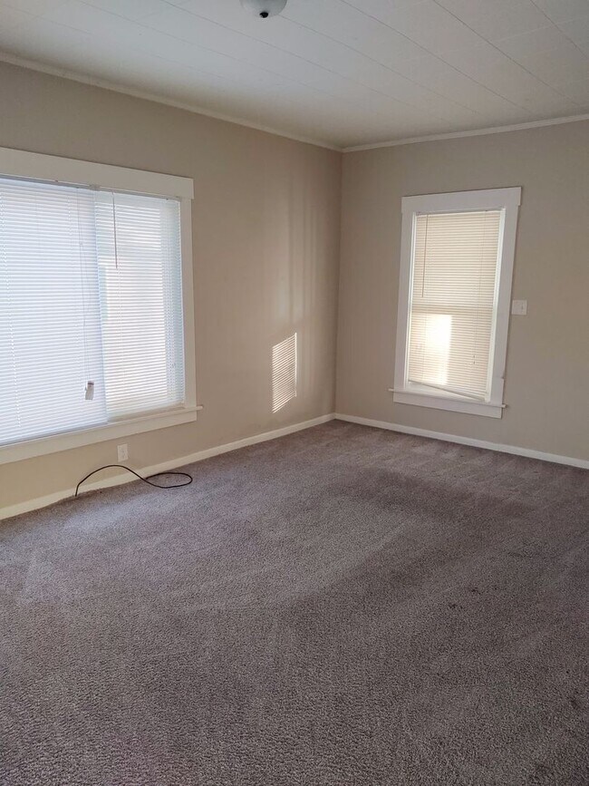 Foto del edificio - House 3 bedroom 1 bathroom