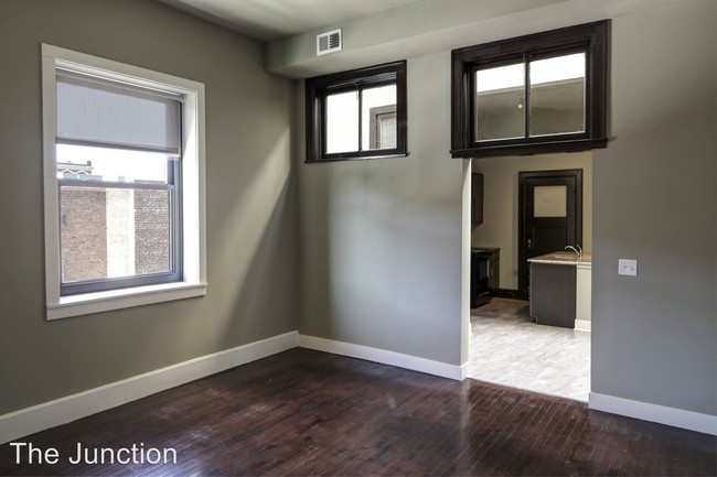 Building Photo - 2401 Farnam St