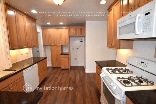 Foto del edificio - 2861 Herbert Way