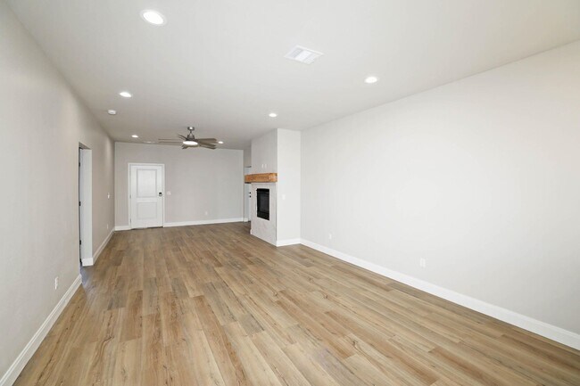 Foto del edificio - 4707 Carmel Ave