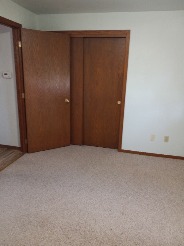 Foto del edificio - 1244 Primrose Ln