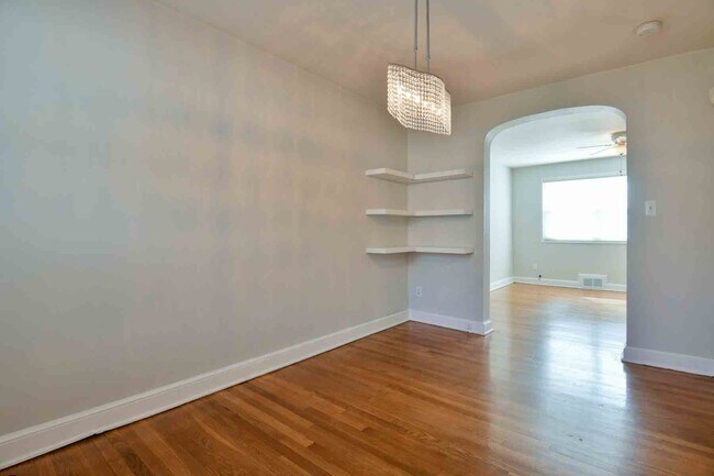 Foto del edificio - 640 Chesapeake St SE