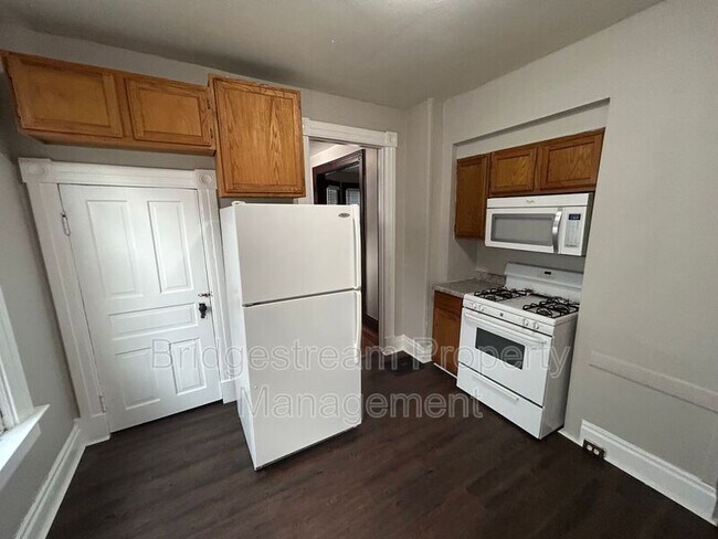 Foto del edificio - 38 Pioneer St