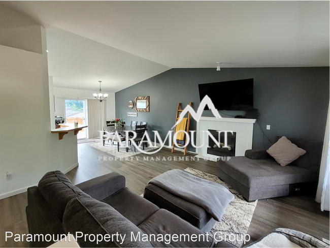 Foto del edificio - 3 br, 2 bath House - 2982 Sprague St