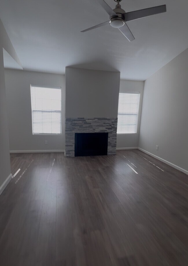 Foto del edificio - 14600 Fonmeadow Dr