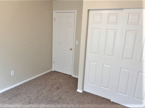 Foto del edificio - 4296 S 6180 W