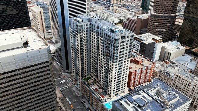 Building Photo - The Quincy