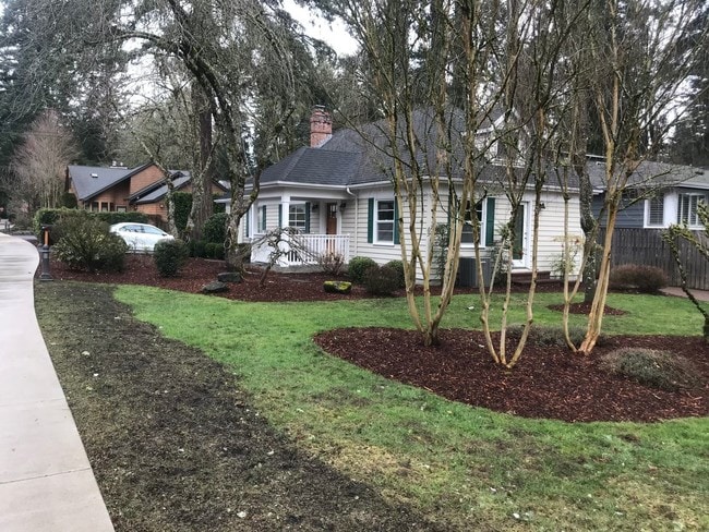 Building Photo - 3 br, 3 bath House - 817 D Ave