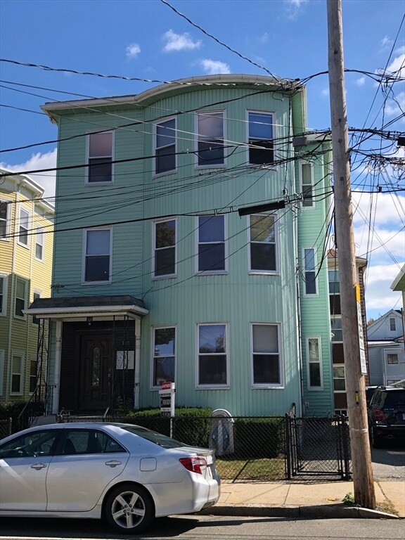 Foto principal - 102 Prospect St