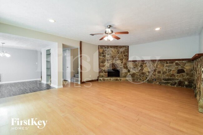Foto del edificio - 5515 N Fork Dr SW