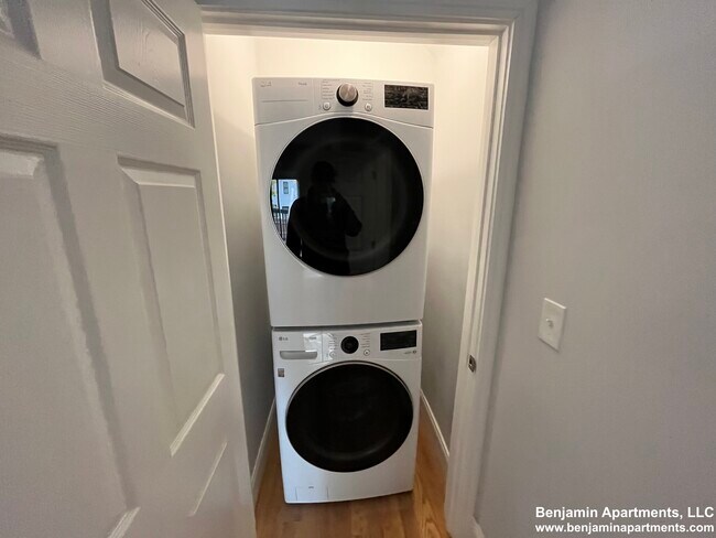 Foto del edificio - 372 Oxford St