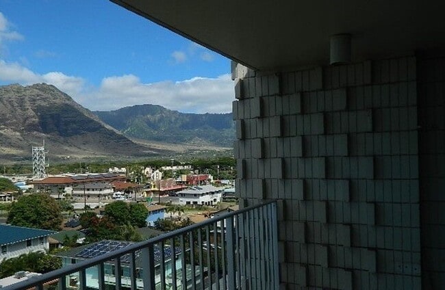 Building Photo - 85-003 Pokai Bay Street #705