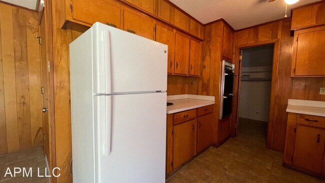 Building Photo - 4 br, 2 bath House - 2503 Forsythe Ave.