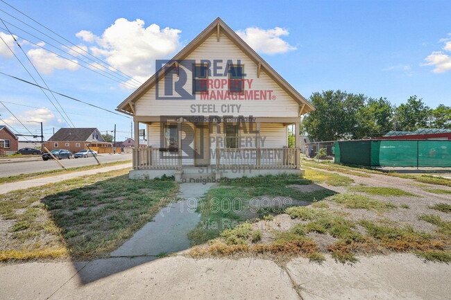 Foto del edificio - 300 Clark St