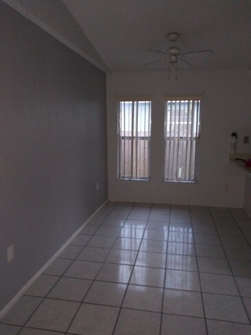 Foto del edificio - 2903 Hambleton Ave