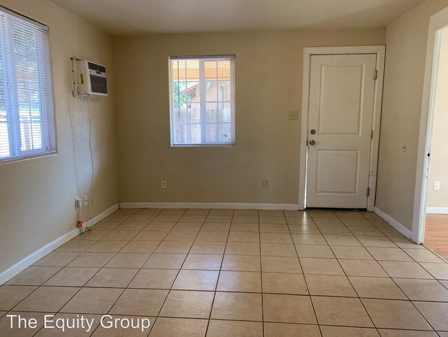 Foto del edificio - 928-9325 W Goshen Ave