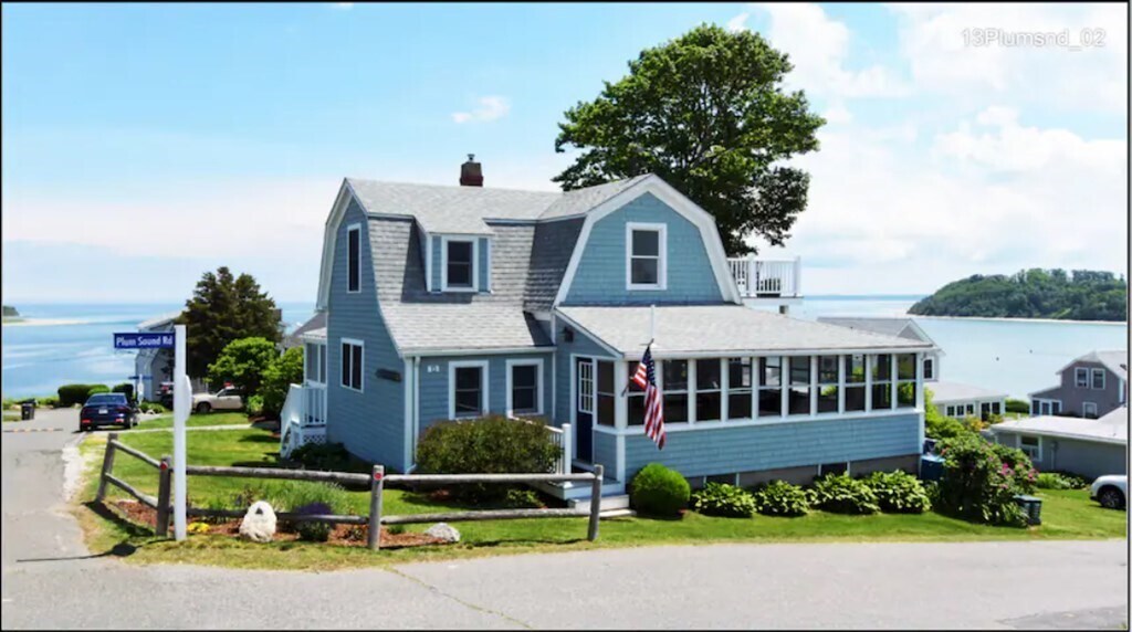 Primary Photo - 13 Plum Sound Rd