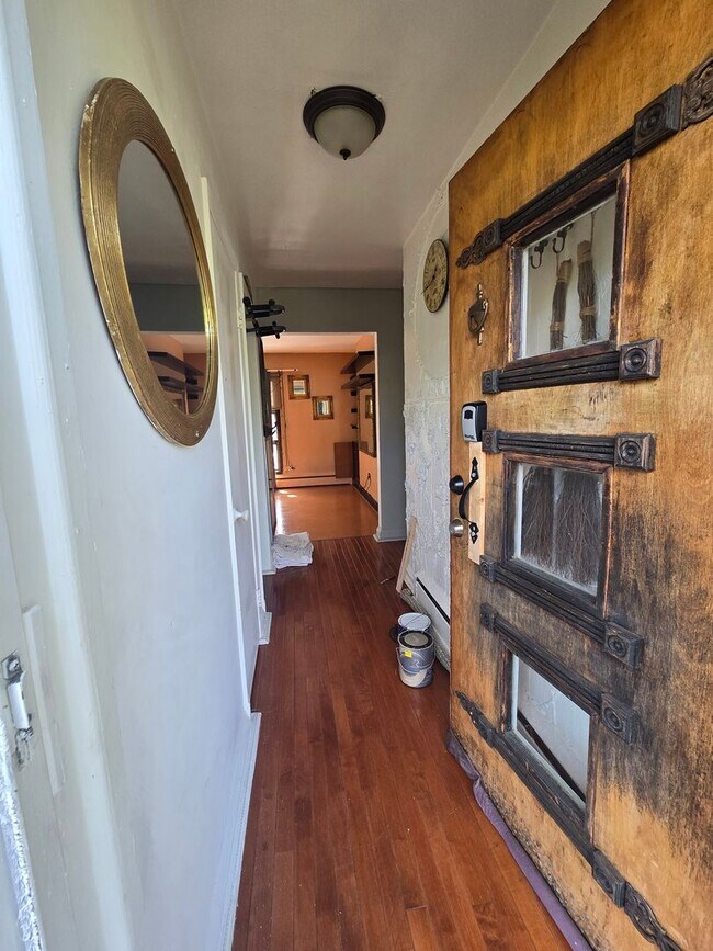 Foto del edificio - Whimsical 2 Bedroom, 1 Bathroom Unit in Havre de Grace