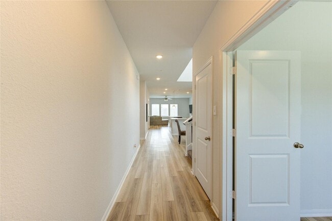 Building Photo - 20951 New Proper Dr