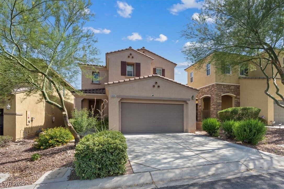 Foto principal - 10645 Mt Jefferson Ave