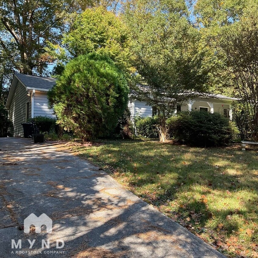 Foto principal - 1600 Arden Dr SW