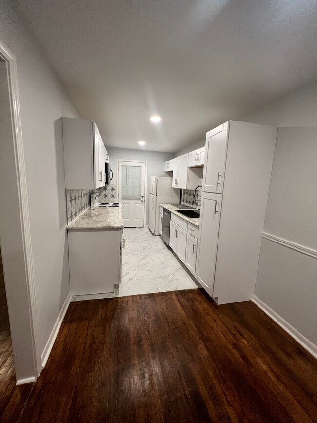 Cocina - 4315 W Alabama St