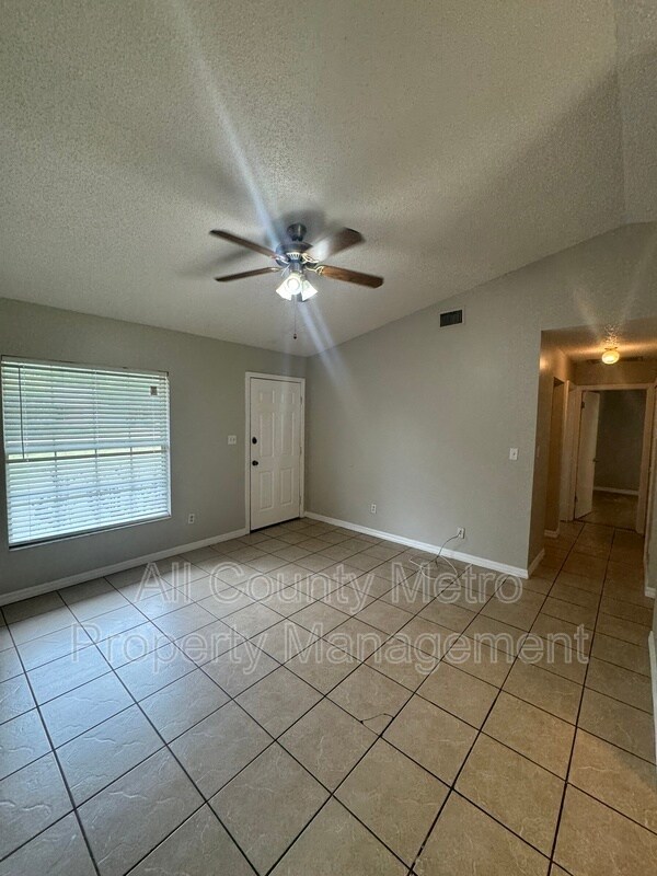Building Photo - 1851 Bonneville Drive