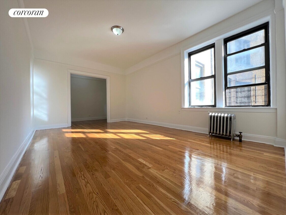 Primary Photo - 824 W 176th St