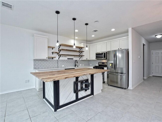 Foto del edificio - 1756 Yaupon Grove Ln