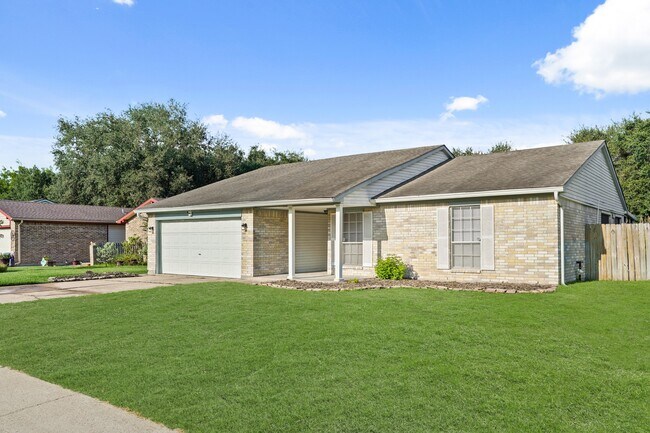 Foto del edificio - 1426 Ashwood Dr
