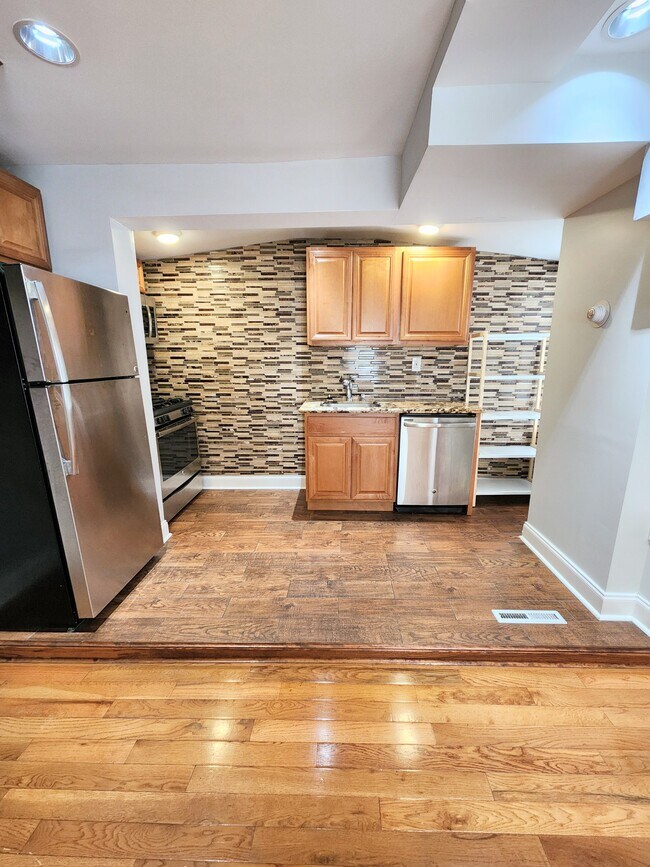 Foto del edificio - 4507 Davison St