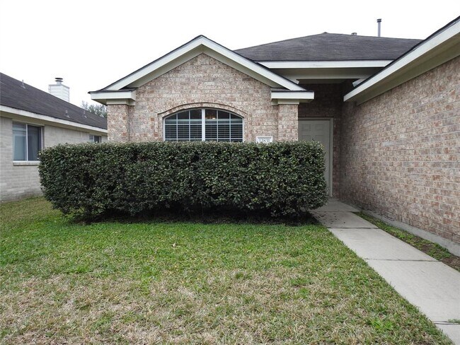 Foto del edificio - 13831 Hillingdale Ln