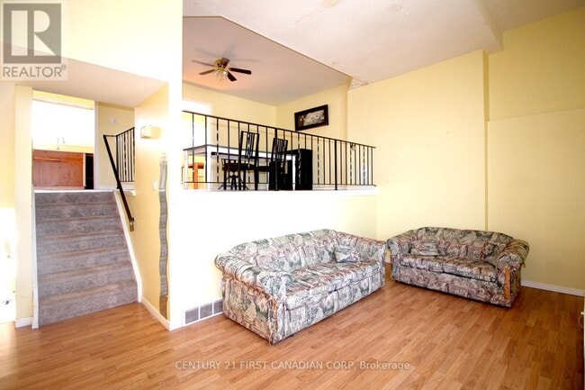 Building Photo - 1460 Limberlost Rd